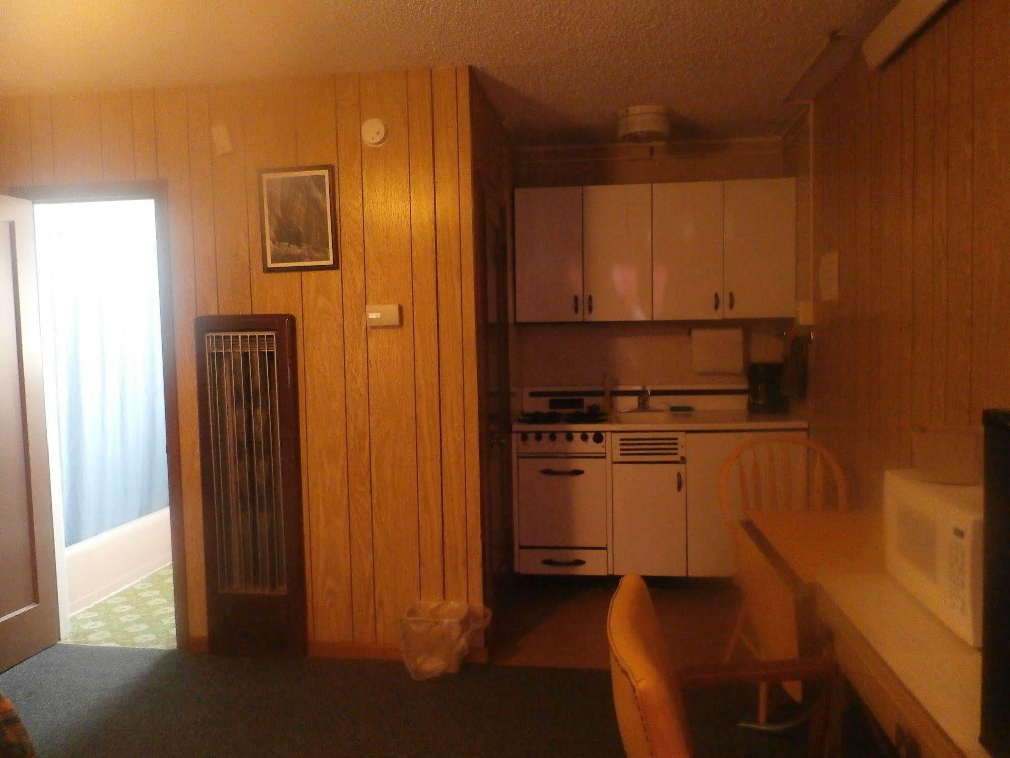 Motel The Sage 2*